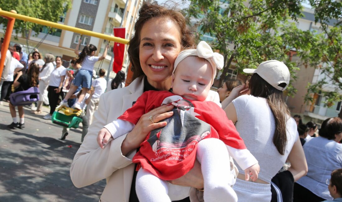 23 Nisan Ulusal Egemenlik ve Çocuk Bayramı kutlamalarını Sancaklı köyünden başlatan Karşıyaka