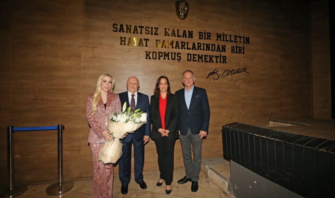 Karşıyaka Oda Orkestrası (KODA) konserleriyle kentlileri sanatla buluşturmaya devam eden