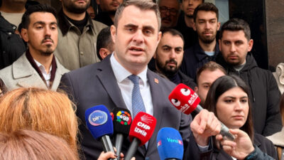 Cumhuriyet Halk Partisi İzmir İl Başkanı Çağatay Güç, AK Parti