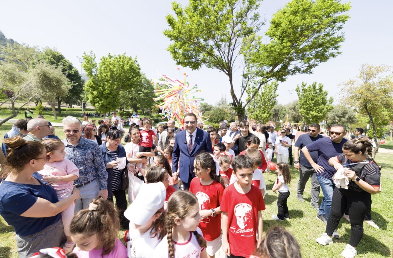 Balçova Belediyesi’nin 23 Nisan Ulusal Egemenlik ve Çocuk Bayramı için