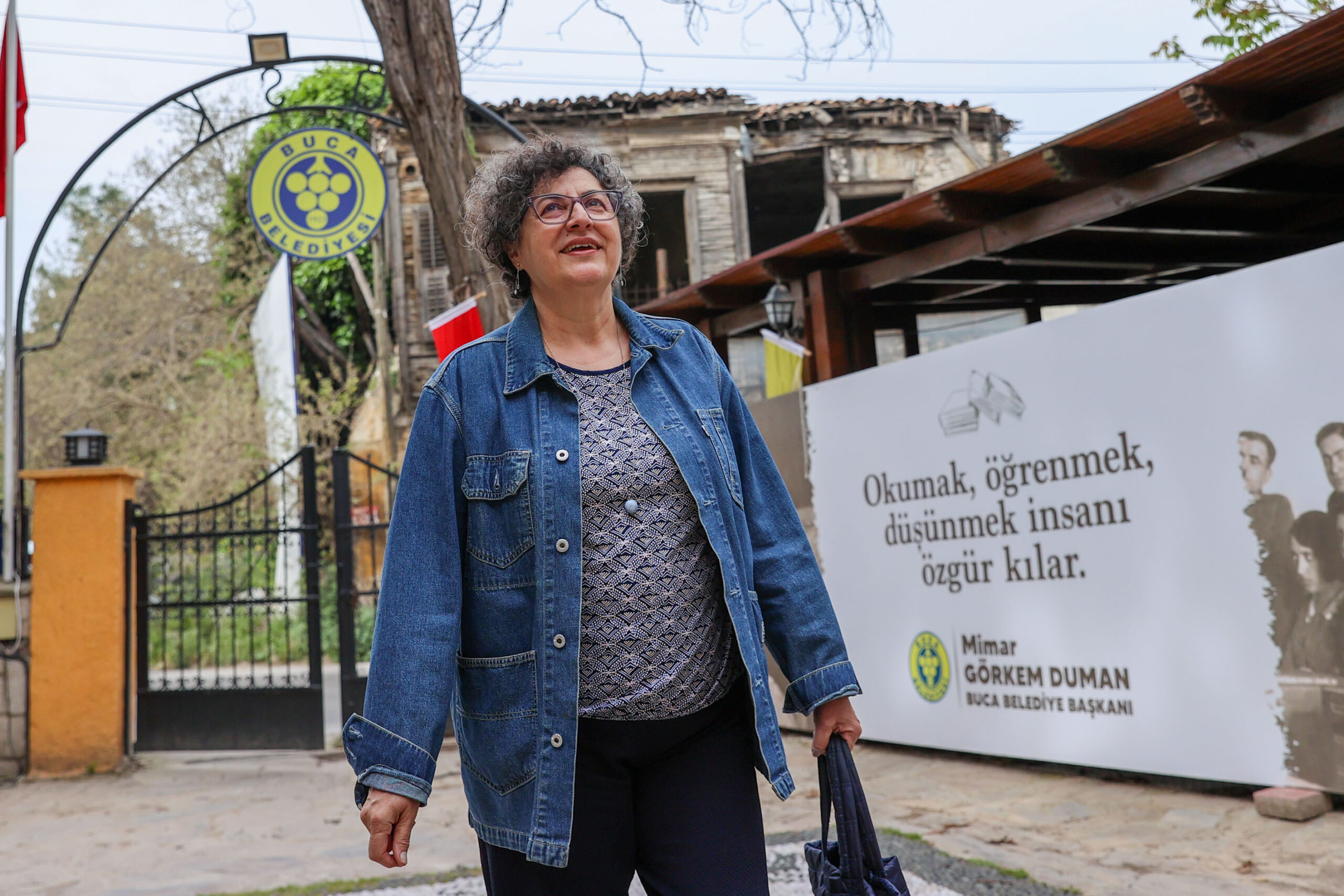 Buca Belediyesi Cumhuriyet Kütüphanesi, yalnızca Bucalıların değil, kente yeni gelen