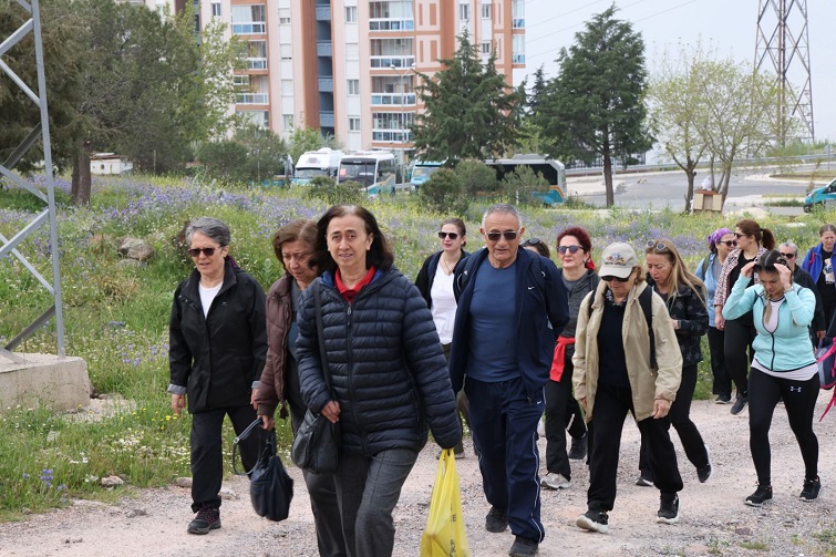 Çiğli Belediyesi, vatandaşları doğayla buluşturan etkinliklerine hız kesmeden devam ediyor.