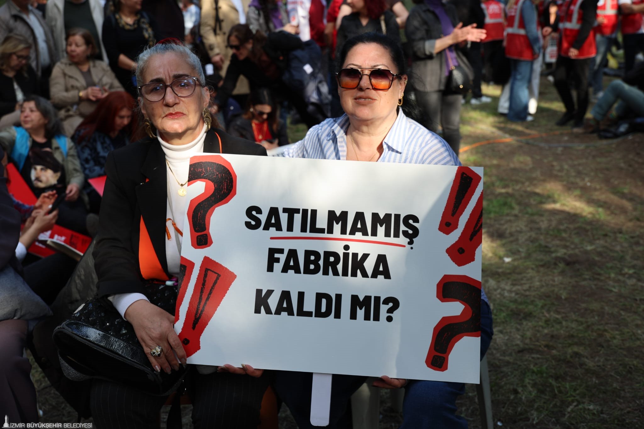 Mülkiyeti İzmir Büyükşehir Belediyesine ait olan ancak Vakıflar Genel Müdürlüğü