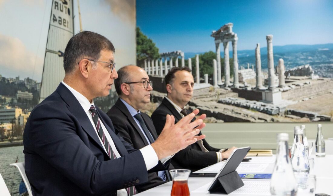 İzmir Büyükşehir Belediyesi’nin kurduğu Arkeoloji Kurulu ilk toplantısını yaptı. Akademisyenler
