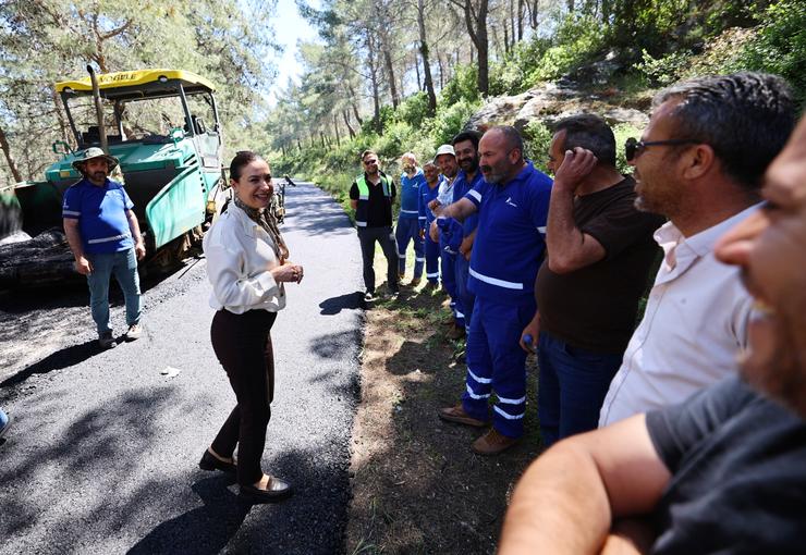 Efes Selçuk Belediye Başkanı Filiz Ceritoğlu Sengel, Pamucak’ta devam eden