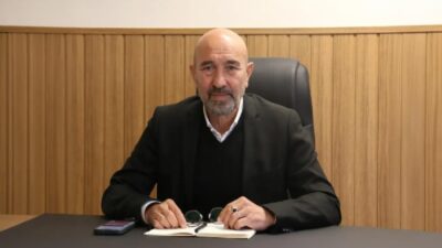 İzmir Büyükşehir Belediyesi önceki dönem Belediye Başkanı Tunç Soyer, tutuklu