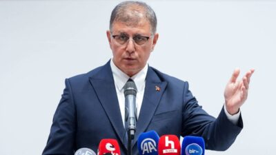 Kentteki toplu taşıma ağını genişletecek olan Buca Metrosu'yla ilgili olarak