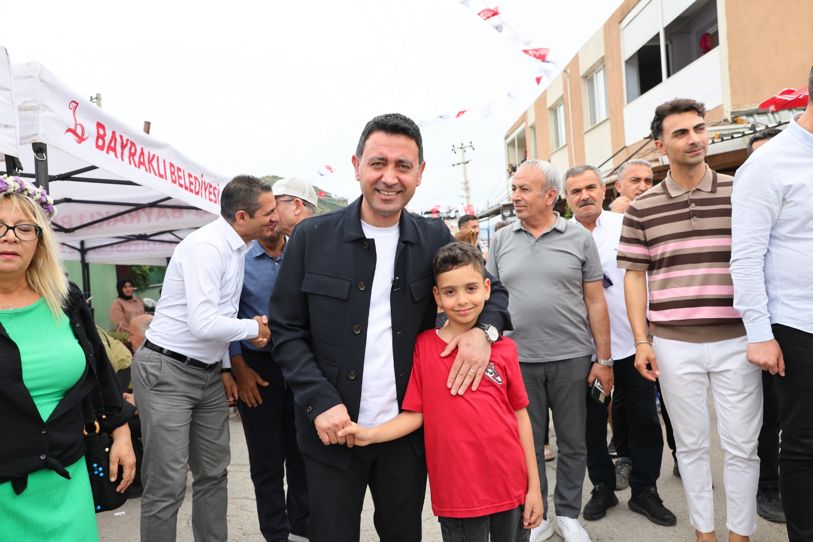 Bayraklı Belediyesi tarafından kırsal mahalle kültürünü yaşatmak, kadın emeğini görünür