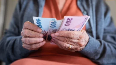 Türkiye İstatistik Kurumu (TÜİK), yurtiçinde merakla beklenen nisan ayı enflasyonunu