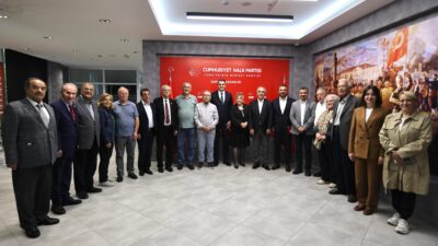 Cumhuriyet Halk Partisi, İzmir’de partinin tecrübeli isimlerini tematik saha çalışmalarıyla