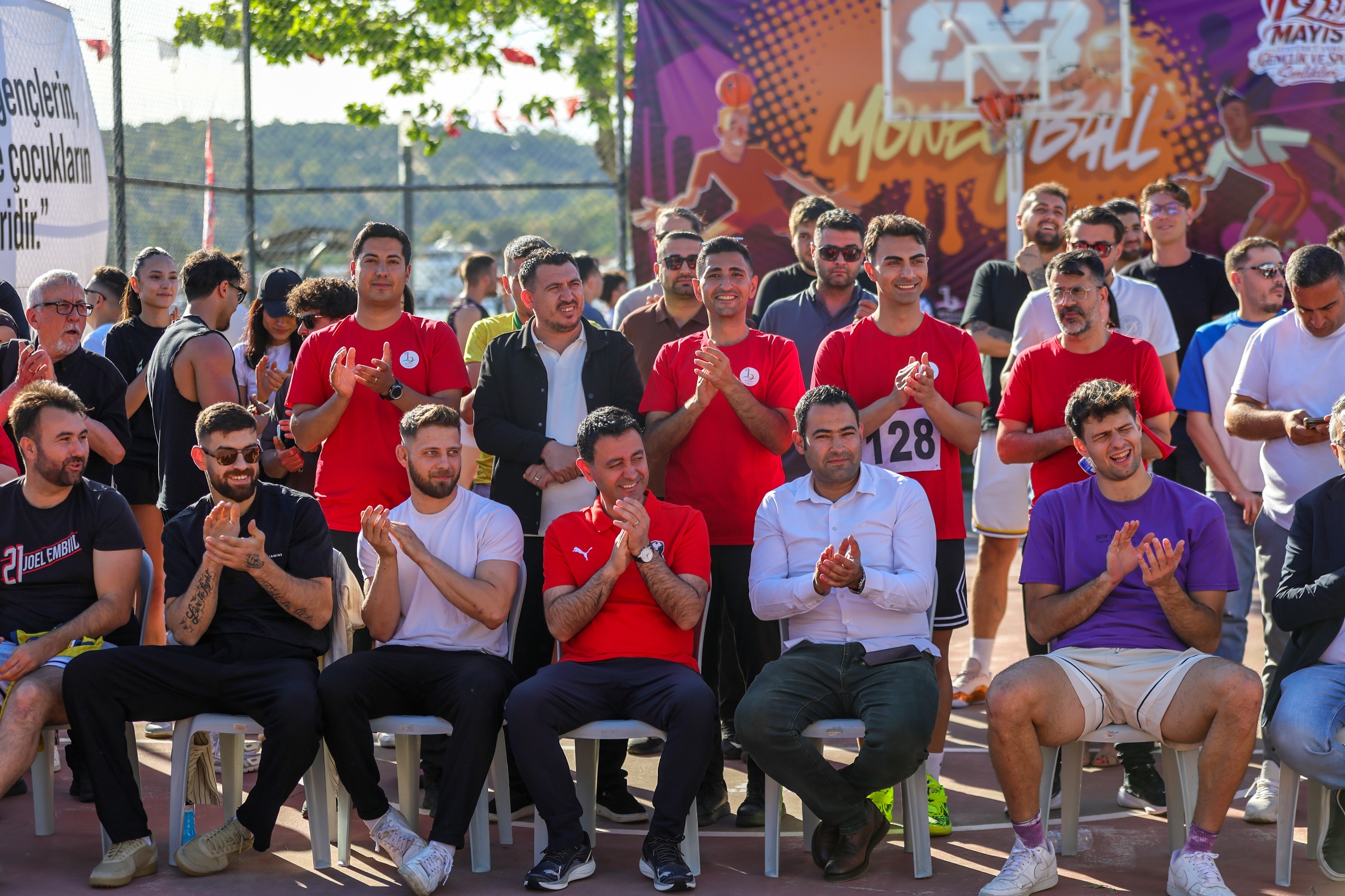 Bayraklı Belediyesinin 19 Mayıs Atatürk’ü Anma, Gençlik ve Spor Bayramı