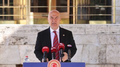 CHP İçişleri Politika Kurulu Başkanı ve İzmir Milletvekili Murat Bakan,