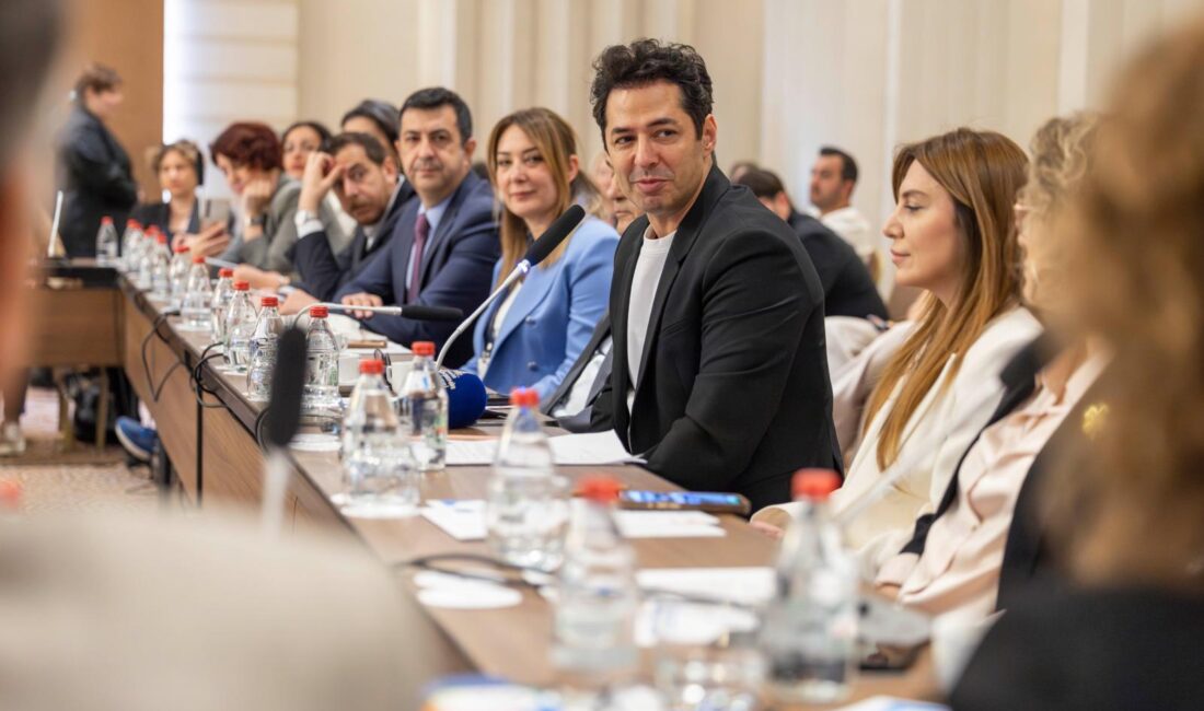 İzmir Büyükşehir Belediyesi ev sahipliğinde tanıtılan UNICEF Çocuk Haritası girişimiyle