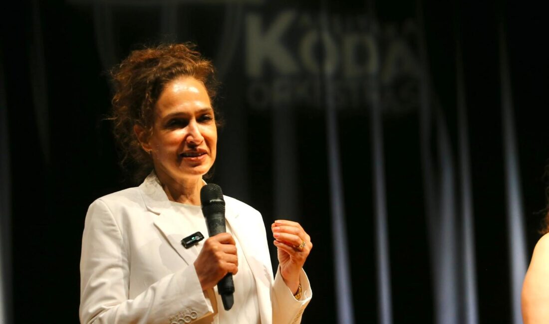 Karşıyaka Oda Orkestrası (KODA), ‘Mozart ve Ötesi: Klasikten Tangoya’ konseriyle