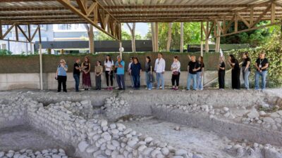 Bornova Belediyesi’nin “Bornova Mirası” kapsamında düzenlediği yürüyüş etkinlikleri, vatandaşları Yeşilova