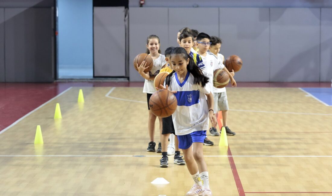 Konak Belediyesi’nin çocuklar ve kadınlara yönelik ücretsiz Yaz Spor Okulları