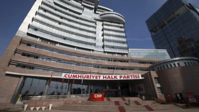 Mahkemeden çıkan 'mutlak butlan' kararı sonrası CHP'de 'kurultay' tartışmaları yeni