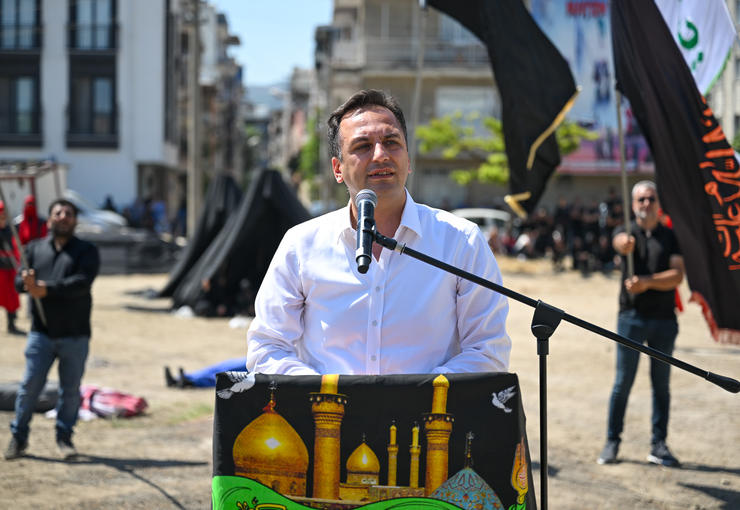 Kerbela Hüznü Bornova’da yaşandı. Yeşilova’da düzenlenen İmam Hüseyin ve Kerbela