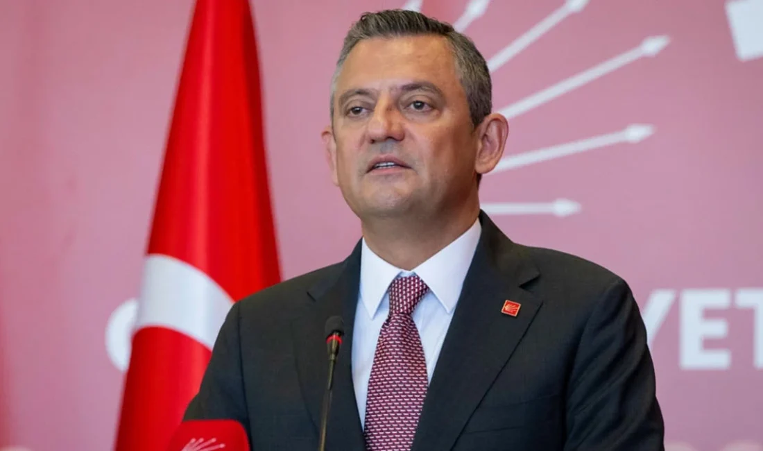  CHP'de mahkeme kararı sonrasında Kemal Kılıçdaroğlu'nun Genel Başkanlığa geri dönmesinden