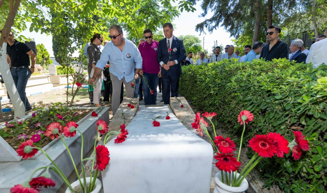 İzmir Büyükşehir Belediye Başkanı Dr. Cemil Tugay, İzmir'in efsane başkanlarından 