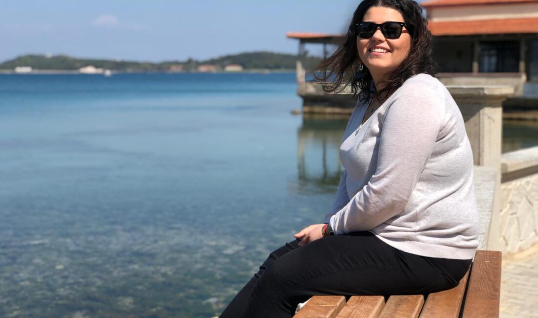 İzmir Büyükşehir Belediyesi Eşrefpaşa Hastanesi’nde görev yapan Diyetisyen Dilara Demirkan,