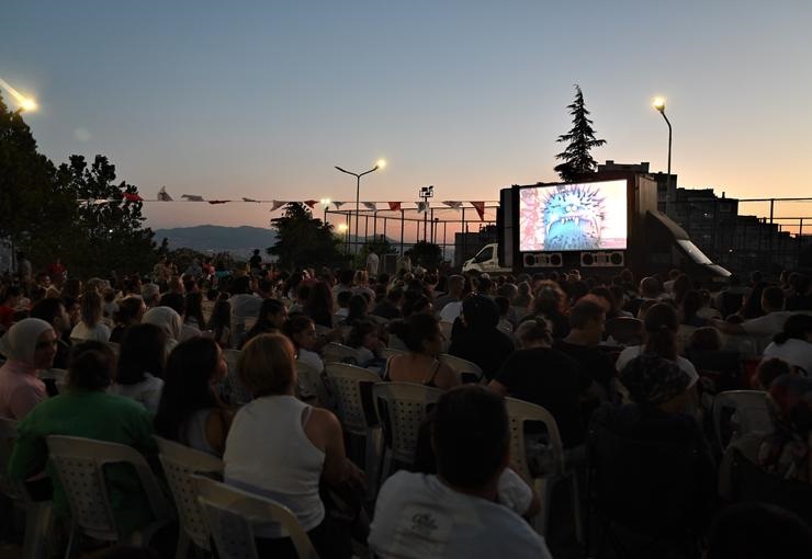 Bornova Belediyesi’nin Açık Hava Sineması Yaz Animasyon Film Günleri, Evka-4’te