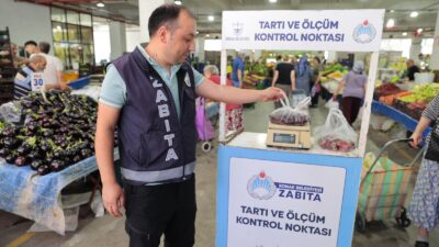 Konak Belediyesi Zabıta Müdürlüğünün pazar yerlerinde hizmet veren “Tartı ve