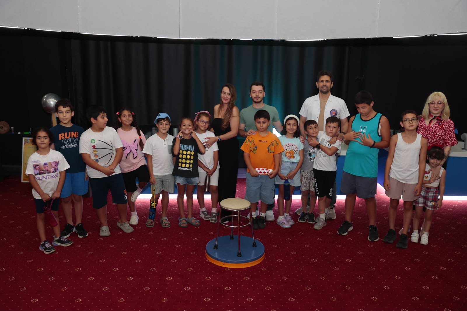Konak Belediyesi Sancar Maruflu Bilim Merkezi’nin çocuklara özel düzenlediği 3D
