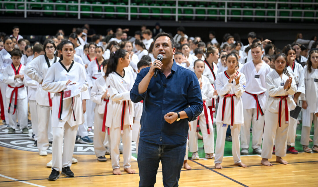 Bornova Belediyesi, Türk sporuna ve geleceğin şampiyonlarına destek olmaya devam