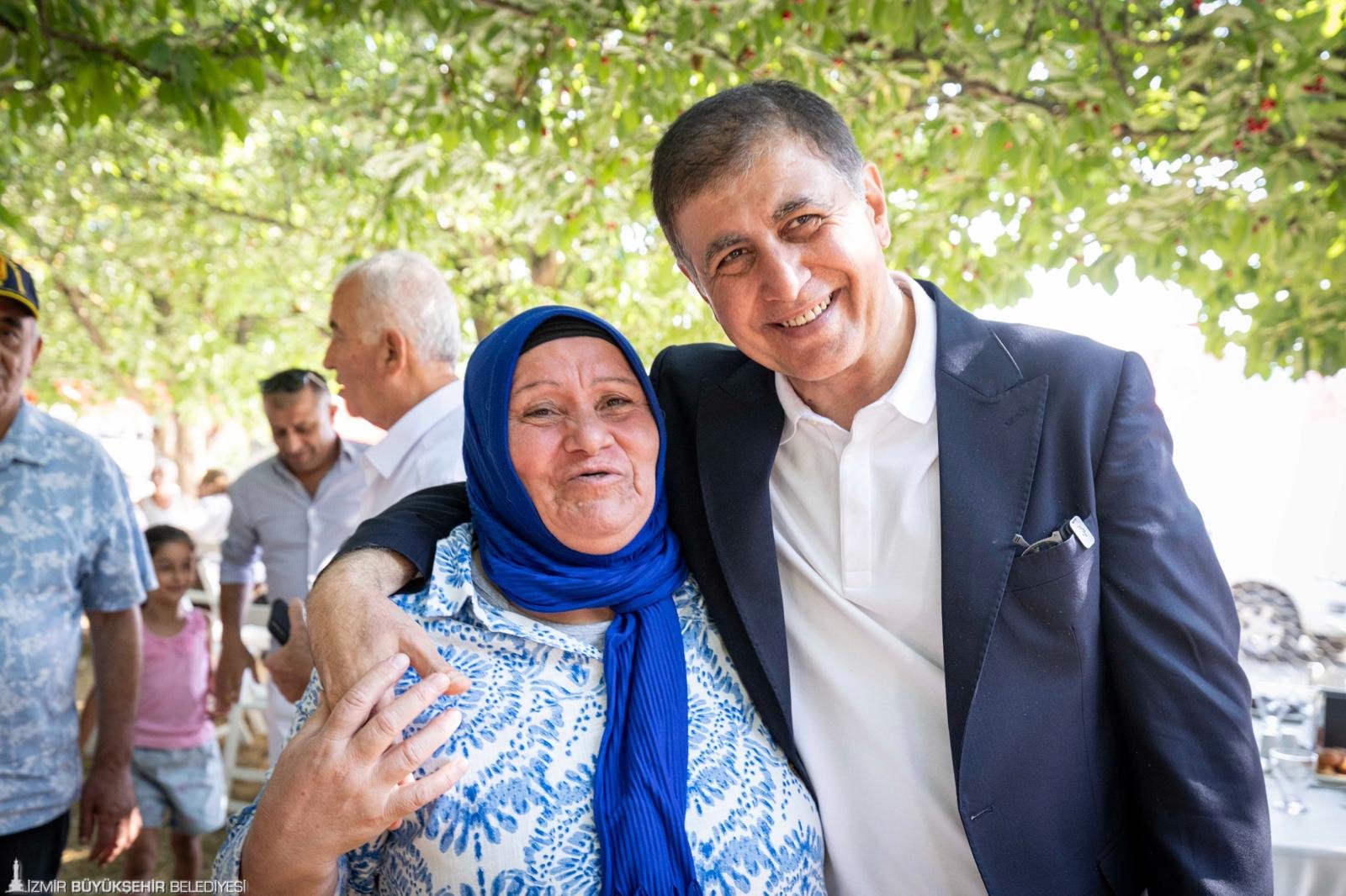 İzmir Büyükşehir Belediye Başkanı Dr. Cemil Tugay, İzmir Büyükşehir Belediyesi'nin
