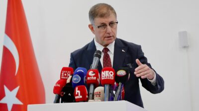 Mahkeme kararıyla CHP Genel Başkanlığına Kemal Kılıçdaroğlu'nun atanması ve CHP
