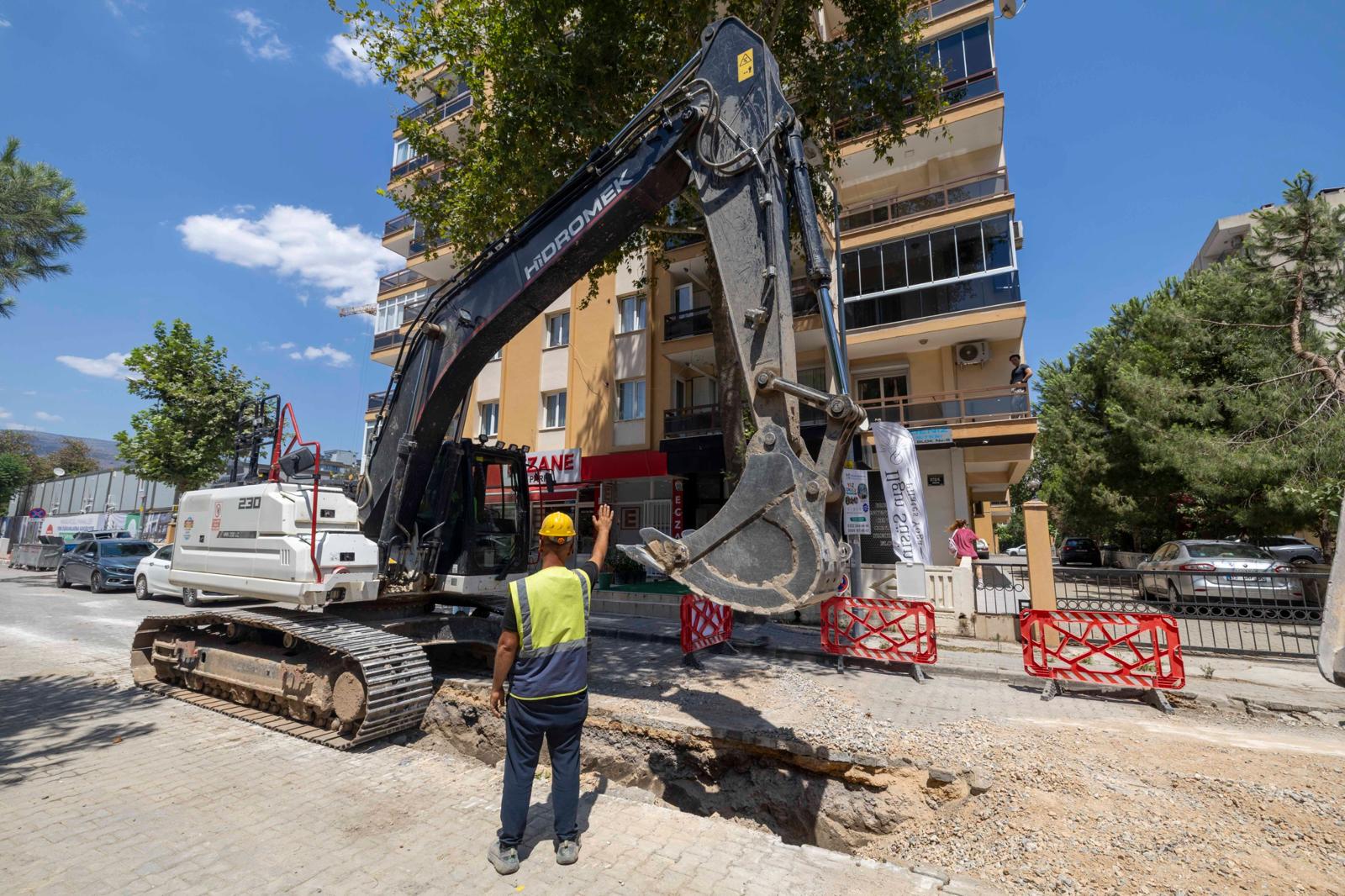 İzmir Büyükşehir Belediyesi, kentin kuzey aksında altyapıyı daha güvenli ve