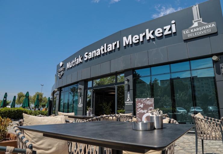 Karşıyaka Belediyesi, Cordelion Mutfak Sanatları Merkezi’nde usta şefler eşliğindeki lezzet