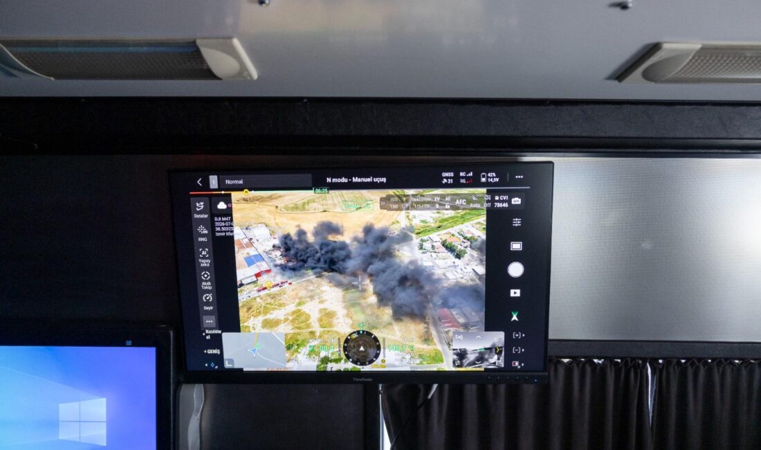 İzmir İtfaiyesi, yapay zeka destekli yeni nesil dron ile yangınlara