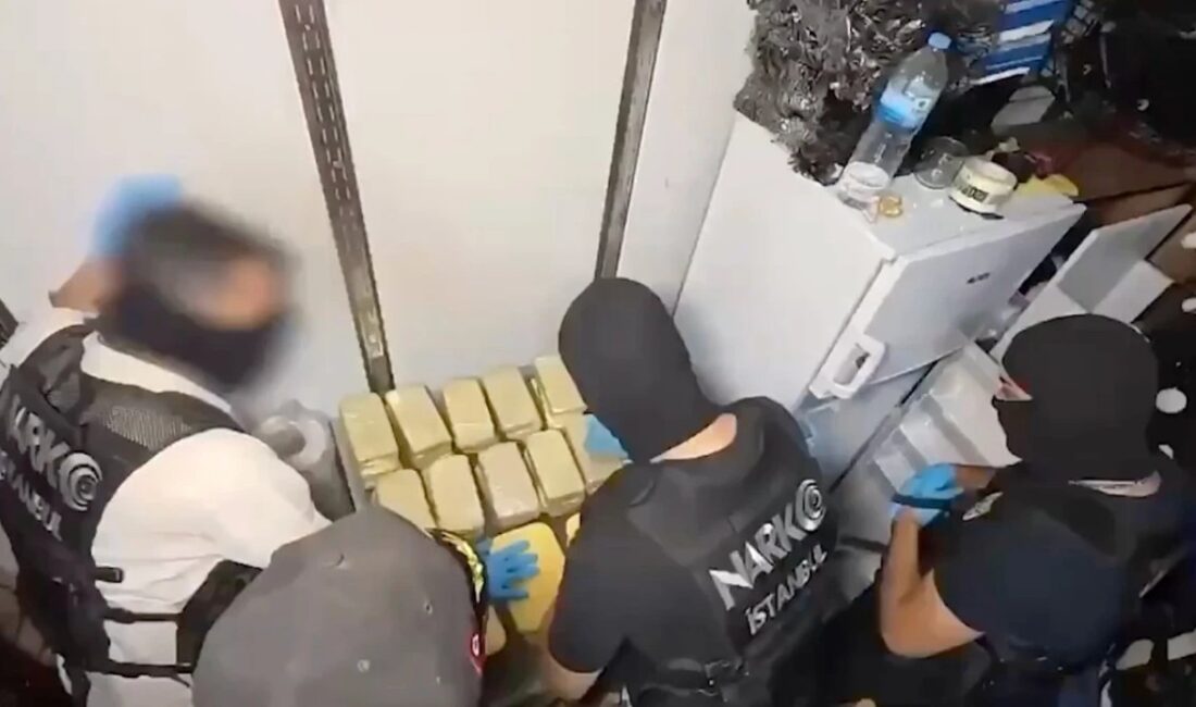 İçişleri Bakanlığı, eş zamanlı operasyonlarda çok miktarda uyuşturucu madde ele