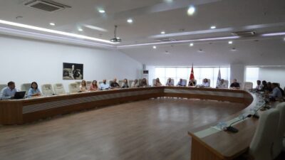 Karabağlar Belediyesi, çevre kirliliğine neden olan sahipsiz atık sorununa kalıcı