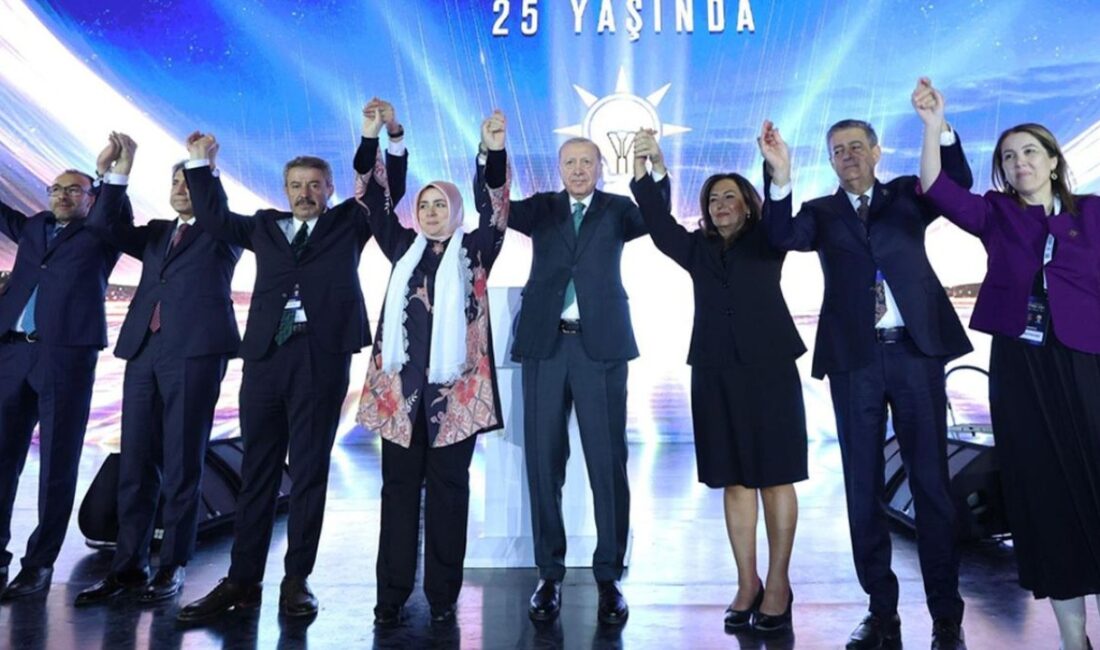 Sinan Burhan, AK Parti'nin 25. kuruluş yıldönümü programındaki gelişmelerin ardından