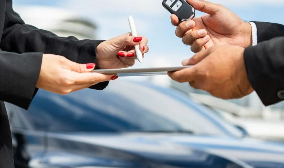 Ticaret Bakanlığı'nın Resmi Gazete'de yayımladığı yeni yönetmelik, araç kiralama sektöründe