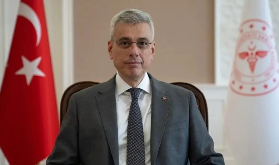 Sağlık Bakanı Kemal Memişoğlu, paylaşımında evde sağlık hizmetlerinin kapsamını ve