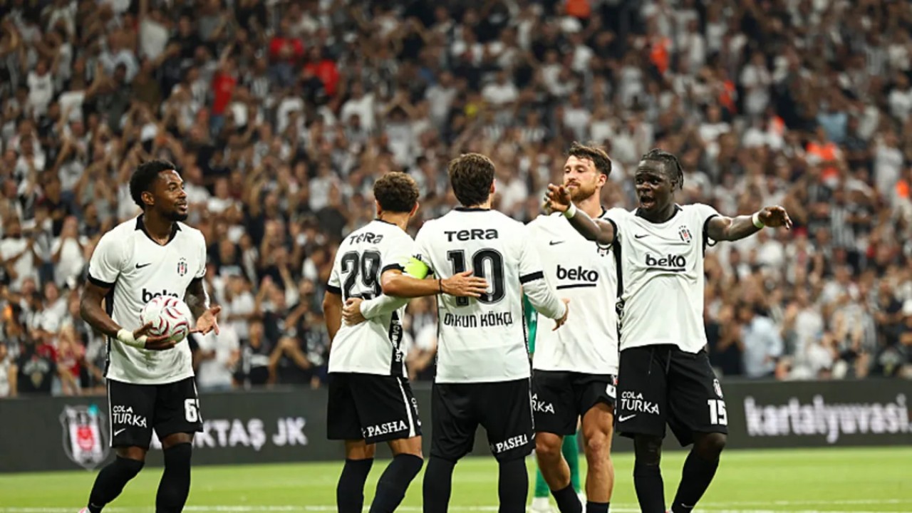 Beşiktaş, Süper Lig'in ikinci haftası için Alanya'ya götüreceği oyuncuları açıkladı.