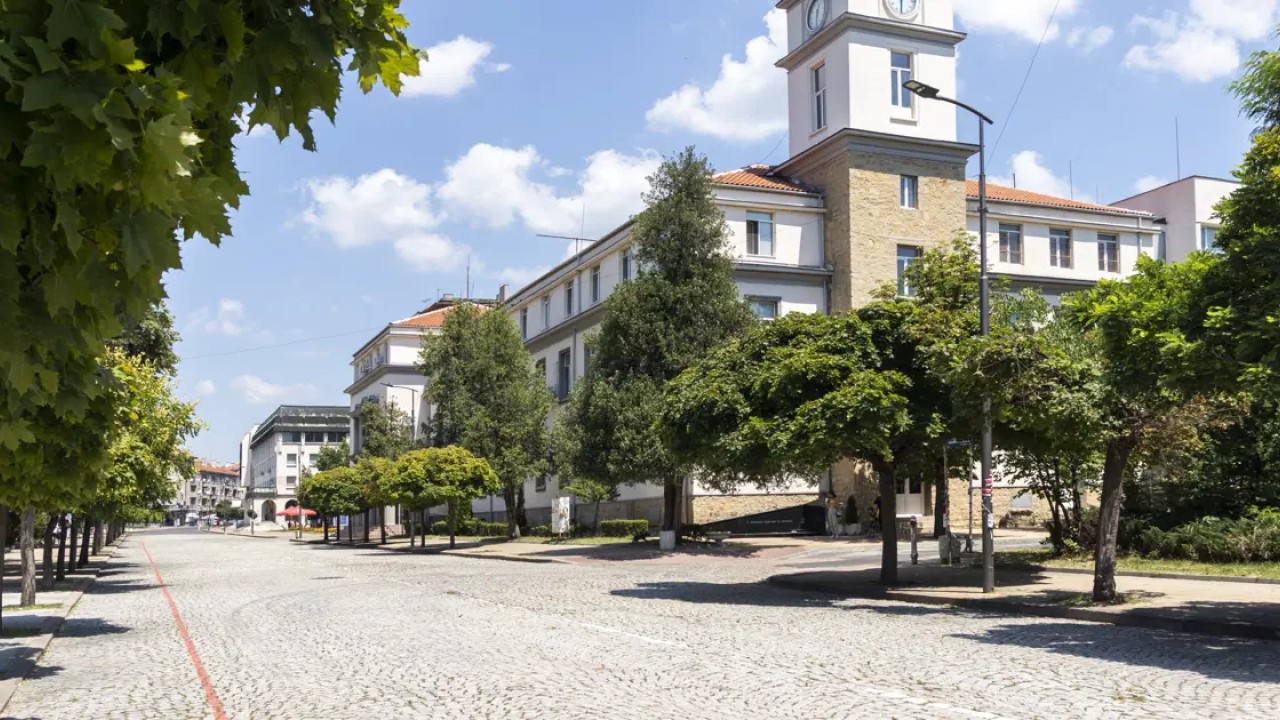 Ülkede yüz binlerce emekli ayda 322 Euro veya daha az