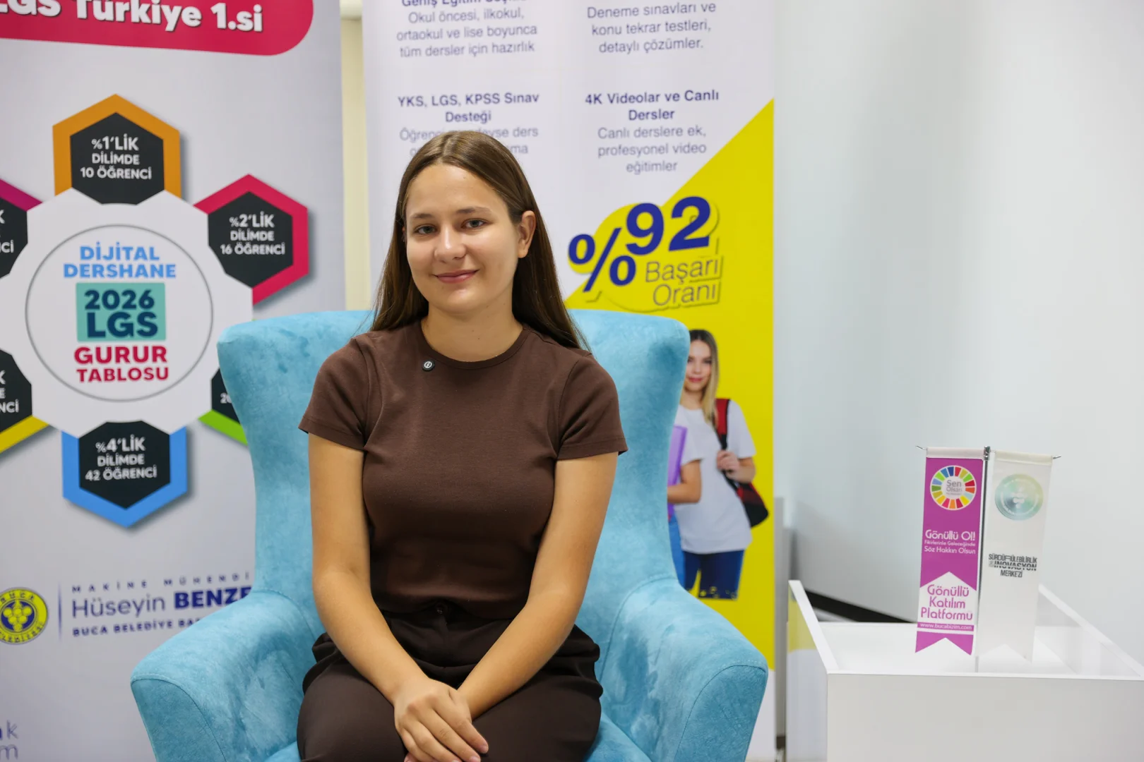 Buca Belediyesi’nin ücretsiz eğitim platformu Dijital Dershane ile sınava hazırlanan