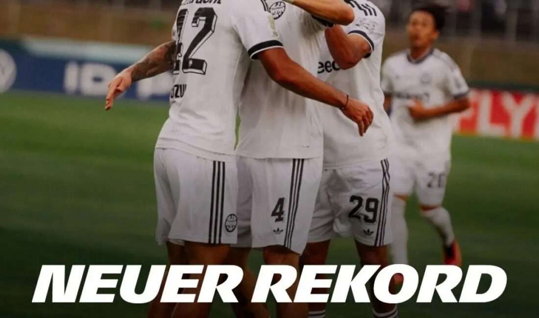 Eintracht Frankfurt, Almanya Kupası 1. turunda St. Tönis'i 11-0 mağlup
