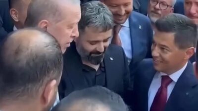 Cumhurbaşkanı Erdoğan, Muğla'nın Marmaris ilçesindeki Okluk Millet Camii'nde kılınan cuma