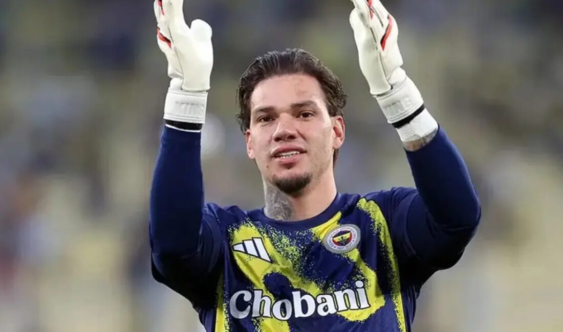Brezilyalı kaleci Ederson'un Fenerbahçe'deki geleceği belirsizliğini koruyor. İtalyan kulüp Juventus,