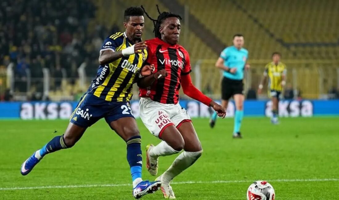 Fenerbahçe, Trendyol Süper Lig'in ilk haftasında Gençlerbirliği'ne konuk oluyor. İki