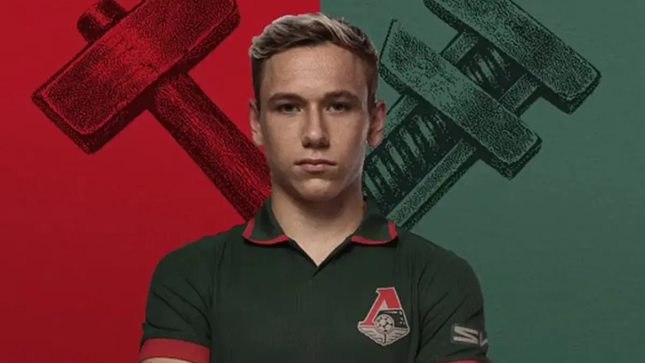 Sarı-kırmızılı yönetim, Lokomotiv Moskova'nın 21 yaşındaki 10 numarasıyla el sıkıştı.