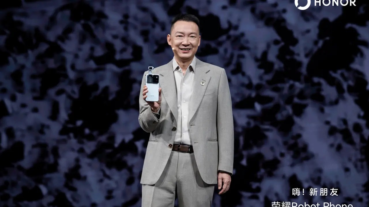 HONOR, Robot Phone adını verdiği yeni modeliyle mobil sinematik çekimi