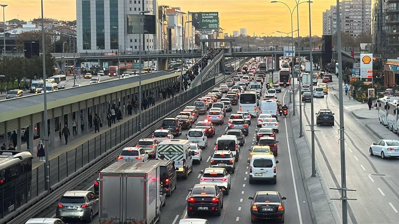 2026 Uluslararası Asya ve Avrupa Triatlon Şampiyonası dolayısıyla İstanbul'da bazı