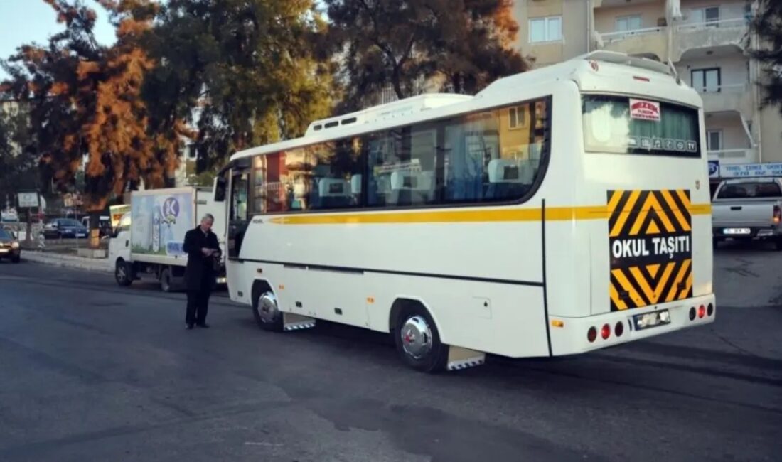 İzmir Büyükşehir Belediye Meclisinde oy birliğiyle alınan kararla servis taşımacılığı
